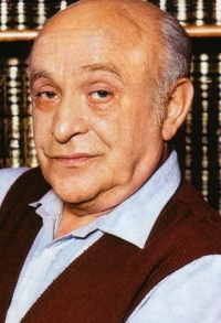 Быков Ролан Антонович