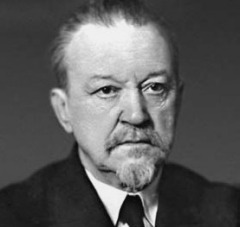 Ушаков Дмитрий Николаевич